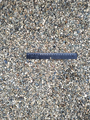 Kamenclub.ru: Галька речная окат (серая) фр.5-10 мм купить  в Перми галька речная серая, серый, темно-серый, светло-серый, коричневый речная окатанная галька декоративная ландшатфная 5000 руб/т   фото КАМЕНЬ КЛУБ
