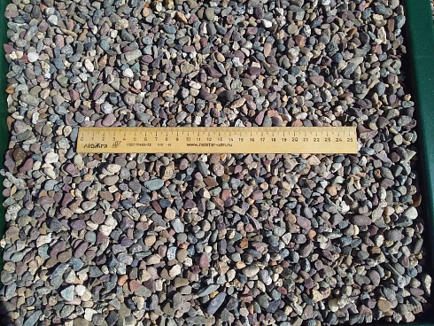 Kamenclub.ru: Галька речная окат цветная фр.5-10 мм. купить  в Перми галька речная белый, серый, красноватый, синий, темно-серый речная окатанная галька декоративная 6800 руб/т   фото КАМЕНЬ КЛУБ