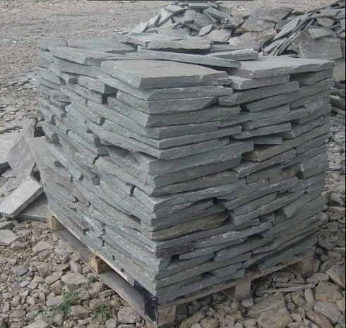 Kamenclub.ru: Песчаник пластушка серо-зеленый (1,5 см)  купить в Перми плитняк - пластушка серо-зеленый, серый, зеленый пластушка рваная ландшафтная колотая 10200 руб/м3   фото КАМЕНЬ КЛУБ