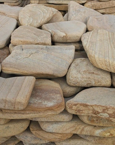 Kamenclub.ru: Песчаник пластушка галтованный желтый с рисунком (3 см)  купить в Перми плитняк - пластушка желтый песчаник 21000 руб/м3   фото КАМЕНЬ КЛУБ