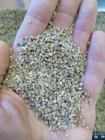 Кварцевый песок сухой фракцинированный фр. 1,2-2,5 мм.  купить в Перми фото Камень Клуб
