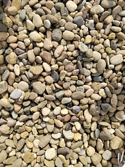 Kamenclub.ru: Галька речная окат рыжая фр. 20-40 мм. купить  в Перми галька речная окатанная рыжая желтая серая округлая речная галька 5000 руб/т   фото КАМЕНЬ КЛУБ