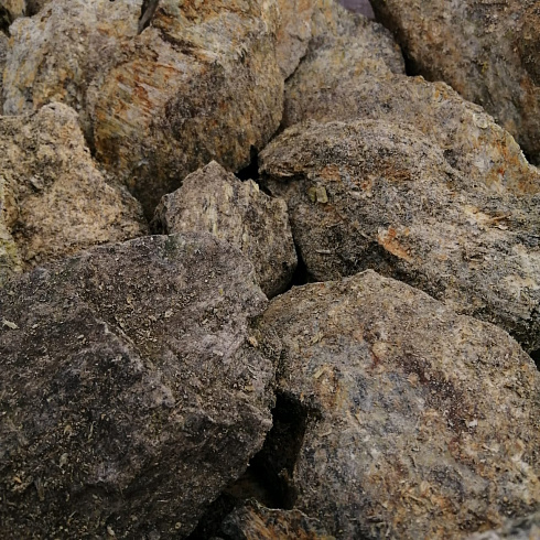 фото Змеевик салатовый  (фр. 70-100 мм)  купить в Перми в интернет-портале КАМЕНЬ КЛУБ