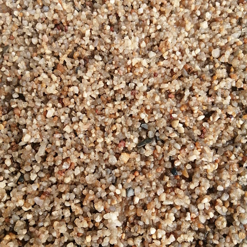 Кварцевый песок сухой фракцинированный фр. 1,6-4 мм.  купить в Перми фото Камень Клуб