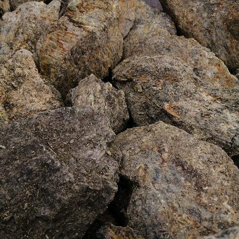 фото Змеевик салатовый  (фр. 70-100 мм)  купить в Перми в интернет-портале КАМЕНЬ КЛУБ