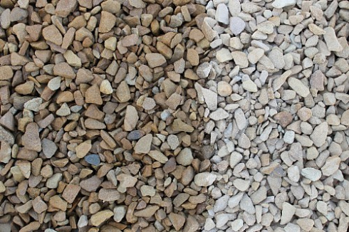 Kamenclub.ru: Щебень крошка желтый (песчаник) фр. 10-20 мм.  купить в Перми песчаник бежевый, серый, рыжий декоративный ландшафтный щебень колотый 9500 руб/т   фото КАМЕНЬ КЛУБ
