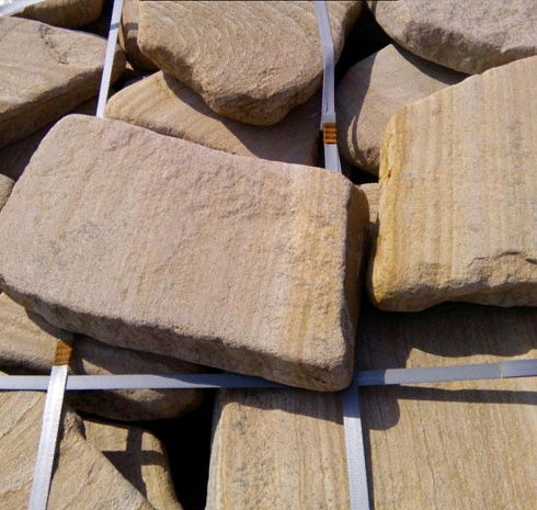 Kamenclub.ru: Песчаник пластушка галтованный желтый с рисунком (3 см)  купить в Перми плитняк - пластушка желтый песчаник 21000 руб/м3   фото КАМЕНЬ КЛУБ