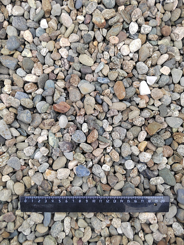 Kamenclub.ru: Галька речная окат (серая) фр.10-20 мм купить  в Перми галька речная серая, серый, темно-серый, светло-серый, коричневый ландшафтная декоративная речная окатанная округлая галька 5000 руб/т   фото КАМЕНЬ КЛУБ