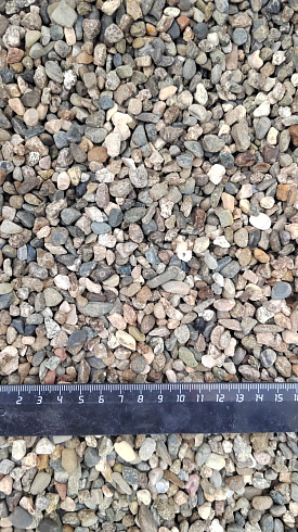 Kamenclub.ru: Галька речная окат (серая) фр.5-10 мм купить  в Перми галька речная серая, серый, темно-серый, светло-серый, коричневый речная окатанная галька декоративная ландшатфная 5000 руб/т   фото КАМЕНЬ КЛУБ