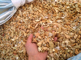 Kamenclub.ru: Щебень крошка желтый (ЗЛАТОЛИТ) фр. 20-40 мм.  купить в Перми златолит бежевый, золотистый, желтый декоративная каменная крошка 10800 руб/т   фото КАМЕНЬ КЛУБ