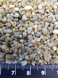 Кварцевый песок для водоподготовки фр. 1,6-3 мм.  купить в Перми фото Камень Клуб