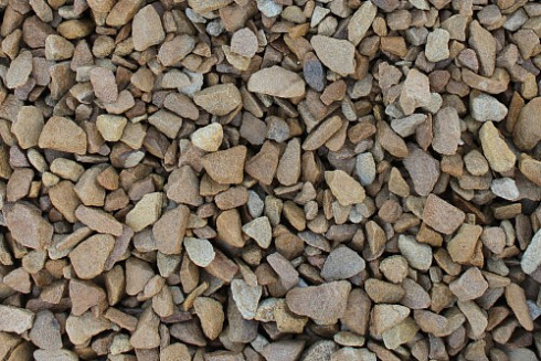 Kamenclub.ru: Щебень крошка желтый (песчаник) фр. 10-20 мм.  купить в Перми песчаник бежевый, серый, рыжий декоративный ландшафтный щебень колотый 9500 руб/т   фото КАМЕНЬ КЛУБ