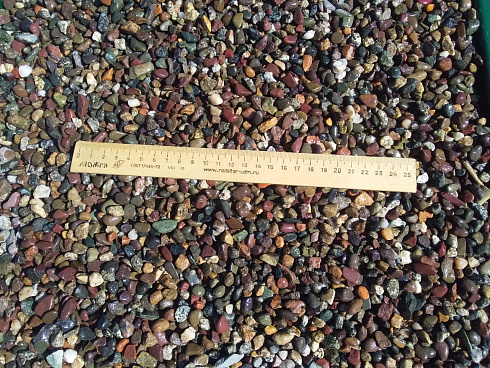 Kamenclub.ru: Галька речная окат цветная фр.5-10 мм. купить  в Перми галька речная белый, серый, красноватый, синий, темно-серый речная окатанная галька декоративная 6800 руб/т   фото КАМЕНЬ КЛУБ