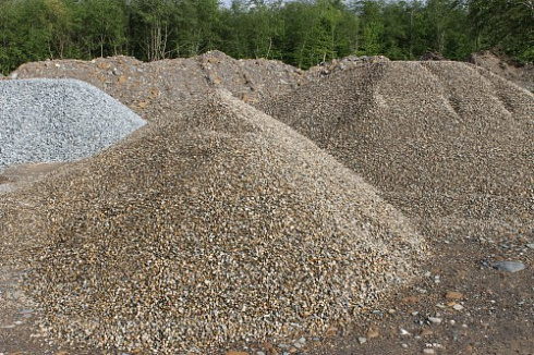 Kamenclub.ru: Галька окат (серо-желтая) фр.10-20 мм. купить  в Перми галька серо-желтая, рыжая, серый речная окатанная округлая галька 5000 руб/т   фото КАМЕНЬ КЛУБ