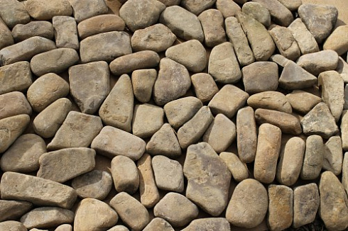 Kamenclub.ru: Песчаник брусчатка  купить в Перми    5 500 руб/т   фото КАМЕНЬ КЛУБ