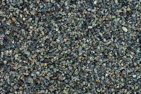 Kamenclub.ru: Щебень крошка зеленый (змеевик) фр. 10-20 мм.  купить в Перми змеевик зеленый, салатовый декоративная ландшафтная каменная крошка щебня 7 200 руб/т   фото КАМЕНЬ КЛУБ